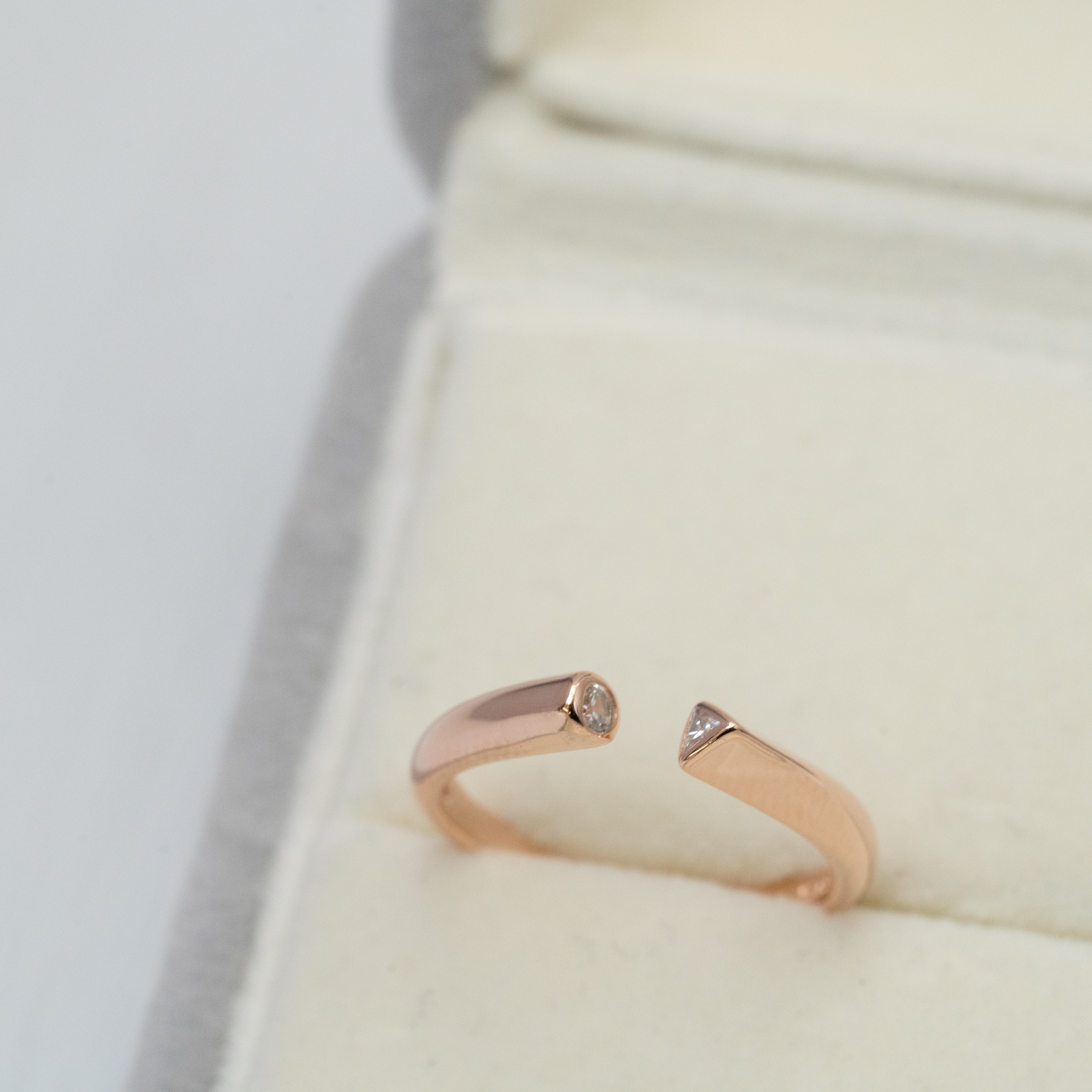 圓石拼三角戒指 svr17