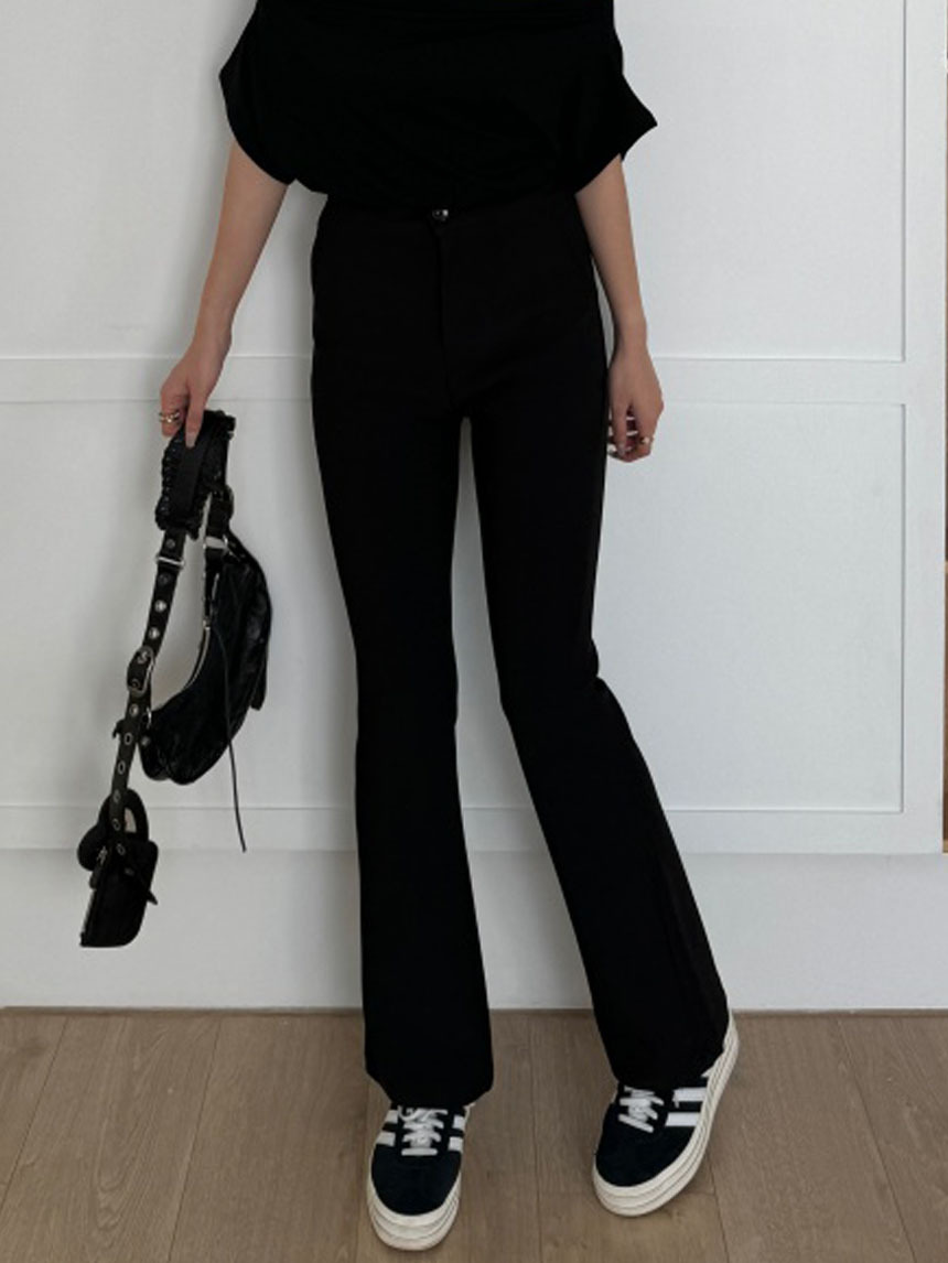 這是神褲!挺料西裝喇叭神褲