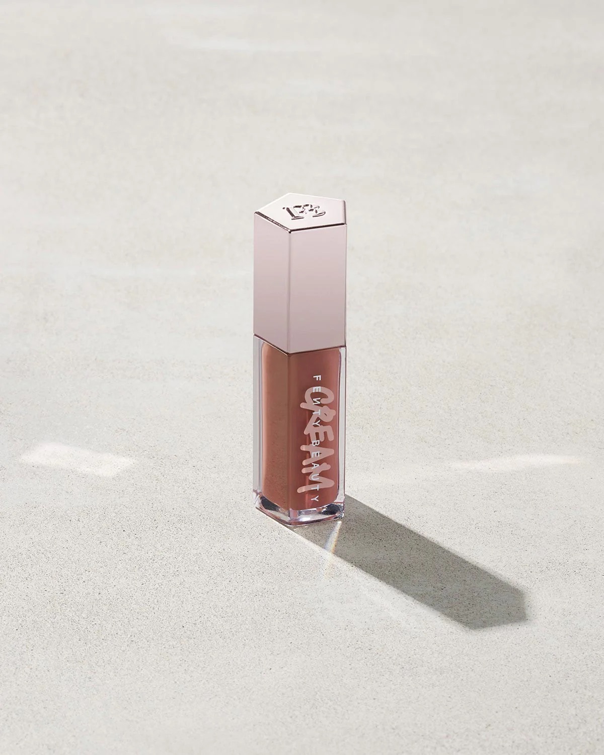 FENTY 奶油唇蜜BEAUTY GLOSS BOMB CREAM COLOR DRIP LIP CREAM