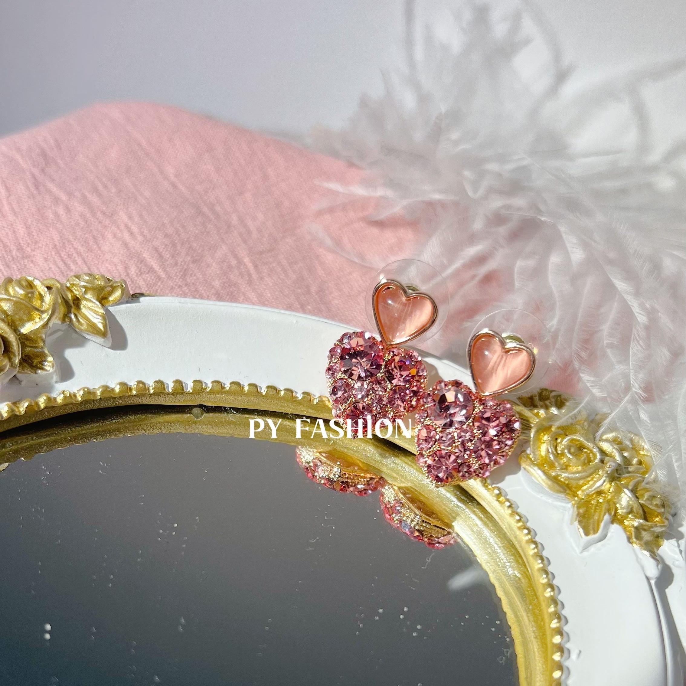 PY0206 CAT EYE HEART SHAPE BLING BLING EAR RING