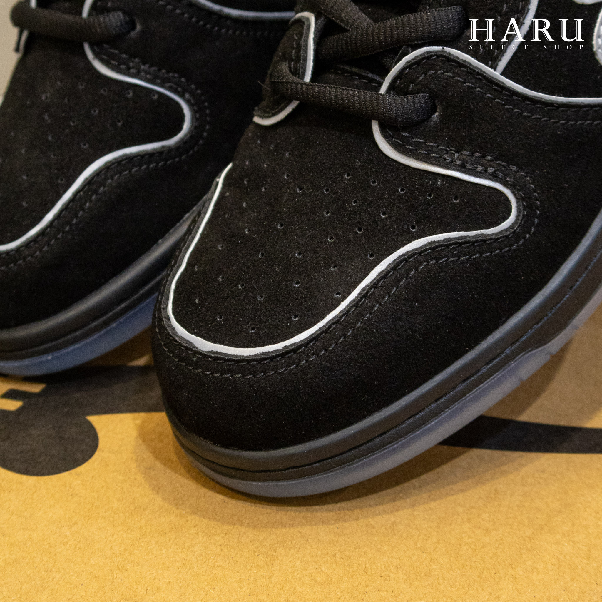 特價現貨 WATER THE PLANT Wtp Black Mamba Kicks 日本限定 黑白 全黑反光 刺繡 花花 小花鞋