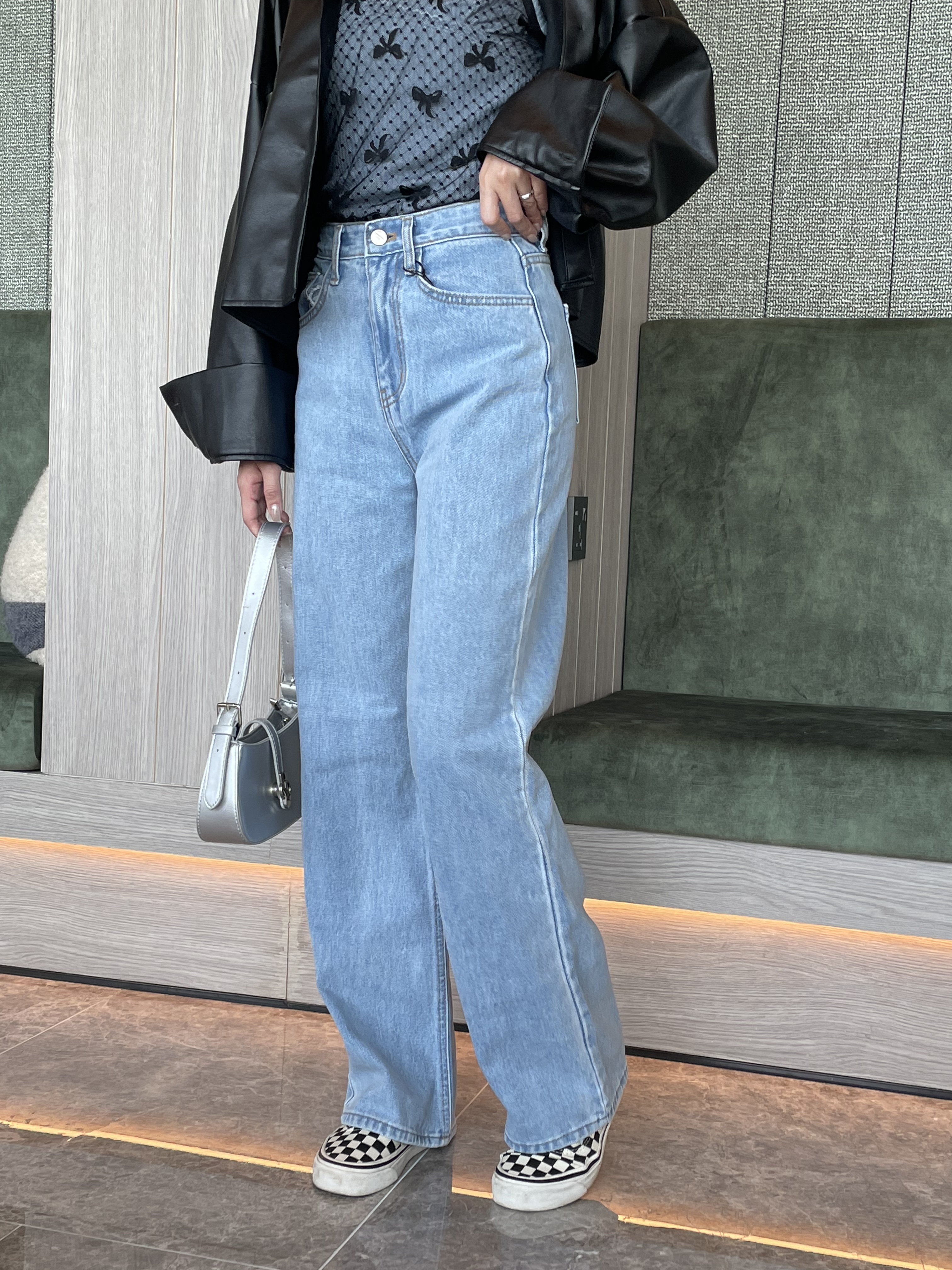 (訂購) 超高腰挺身直腳牛仔褲 P0205 (S/M)