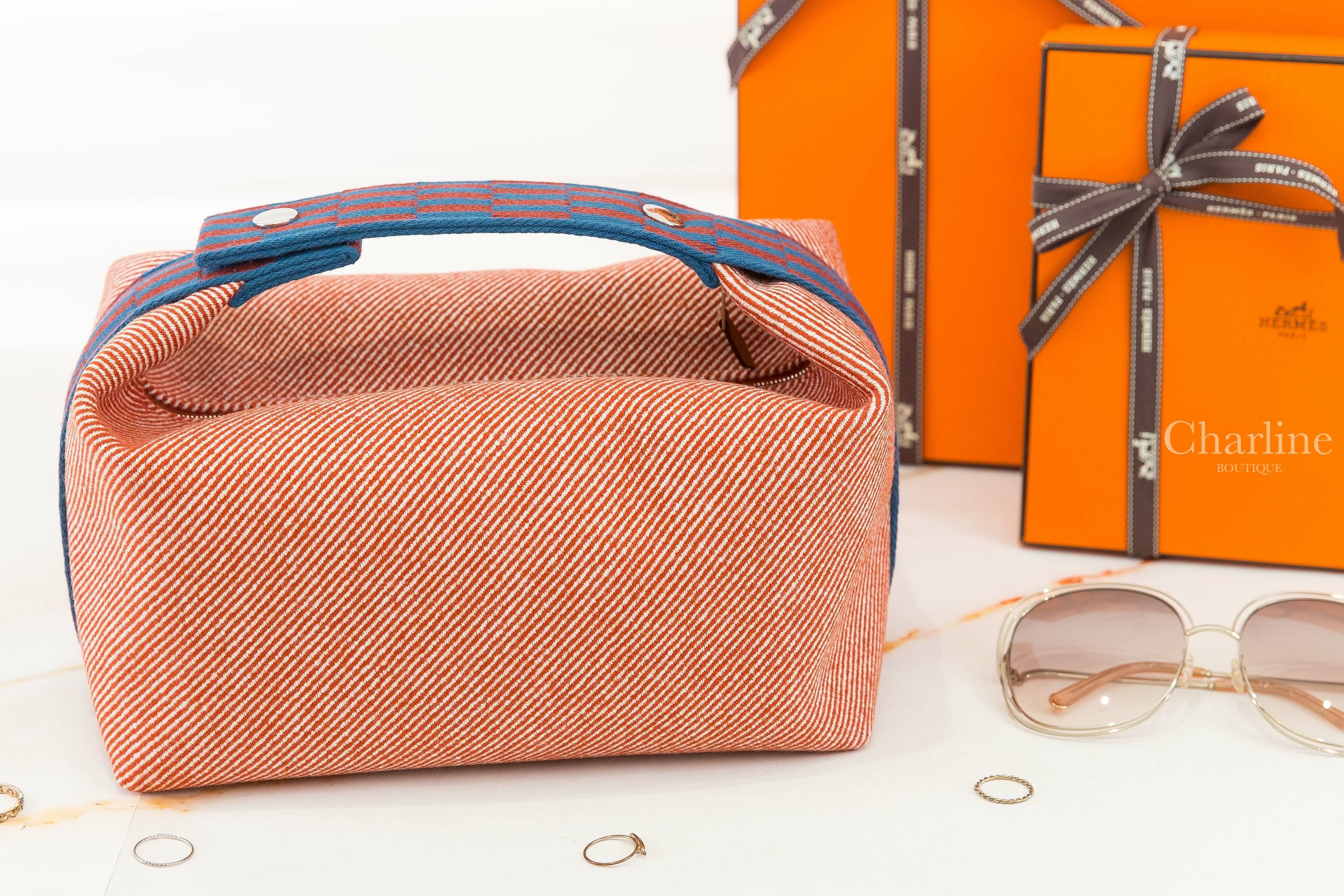 Hermès Bride A Brac H Natte Case, Large Model 蕃茄紅羊毛斜條紋藍字H紅藍編織條紋提把大型手提包-Charline Boutique 精品代購