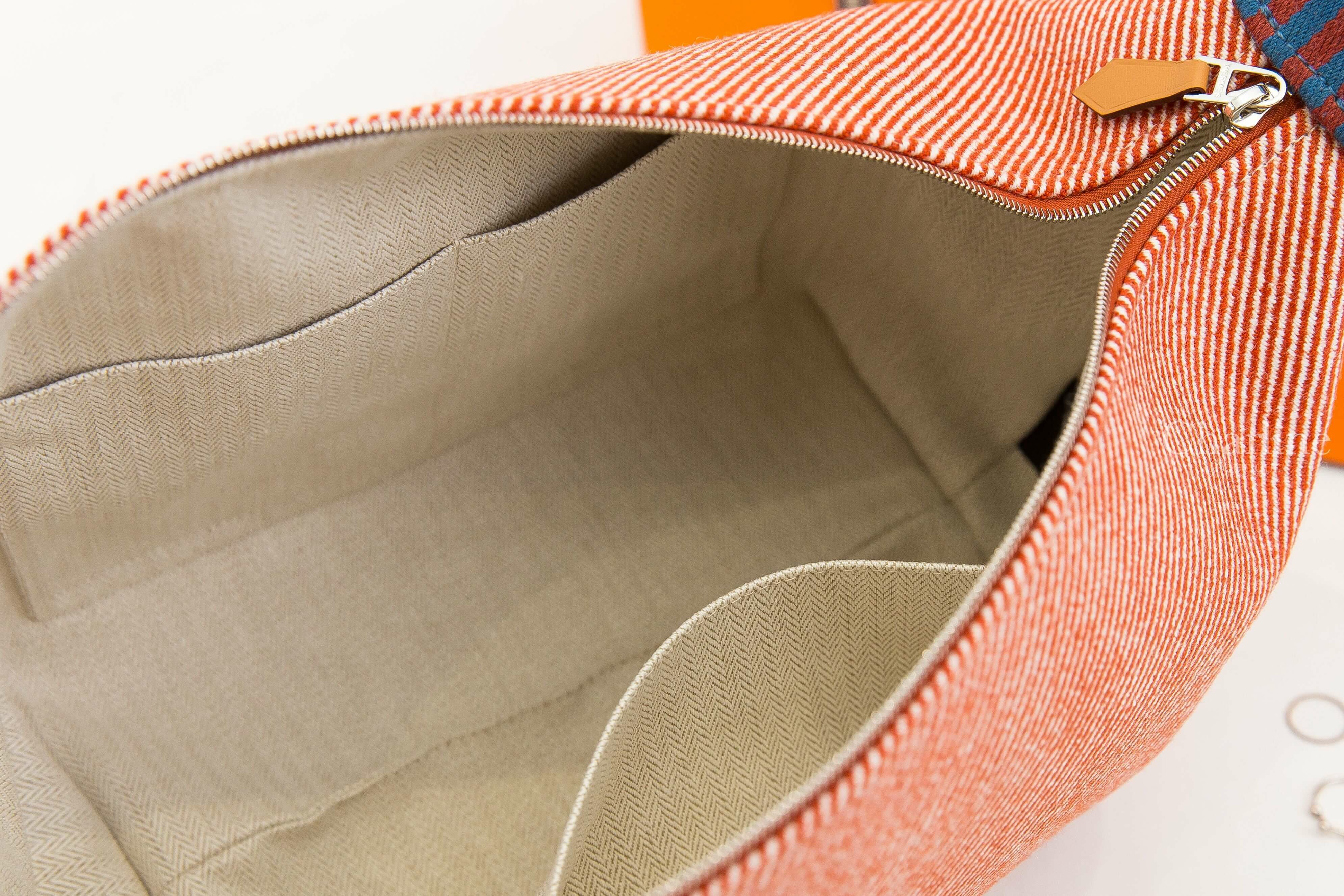 Hermès Bride A Brac H Natte Case, Large Model 蕃茄紅羊毛斜條紋藍字H紅藍編織條紋提把大型手提包-Charline Boutique 精品代購