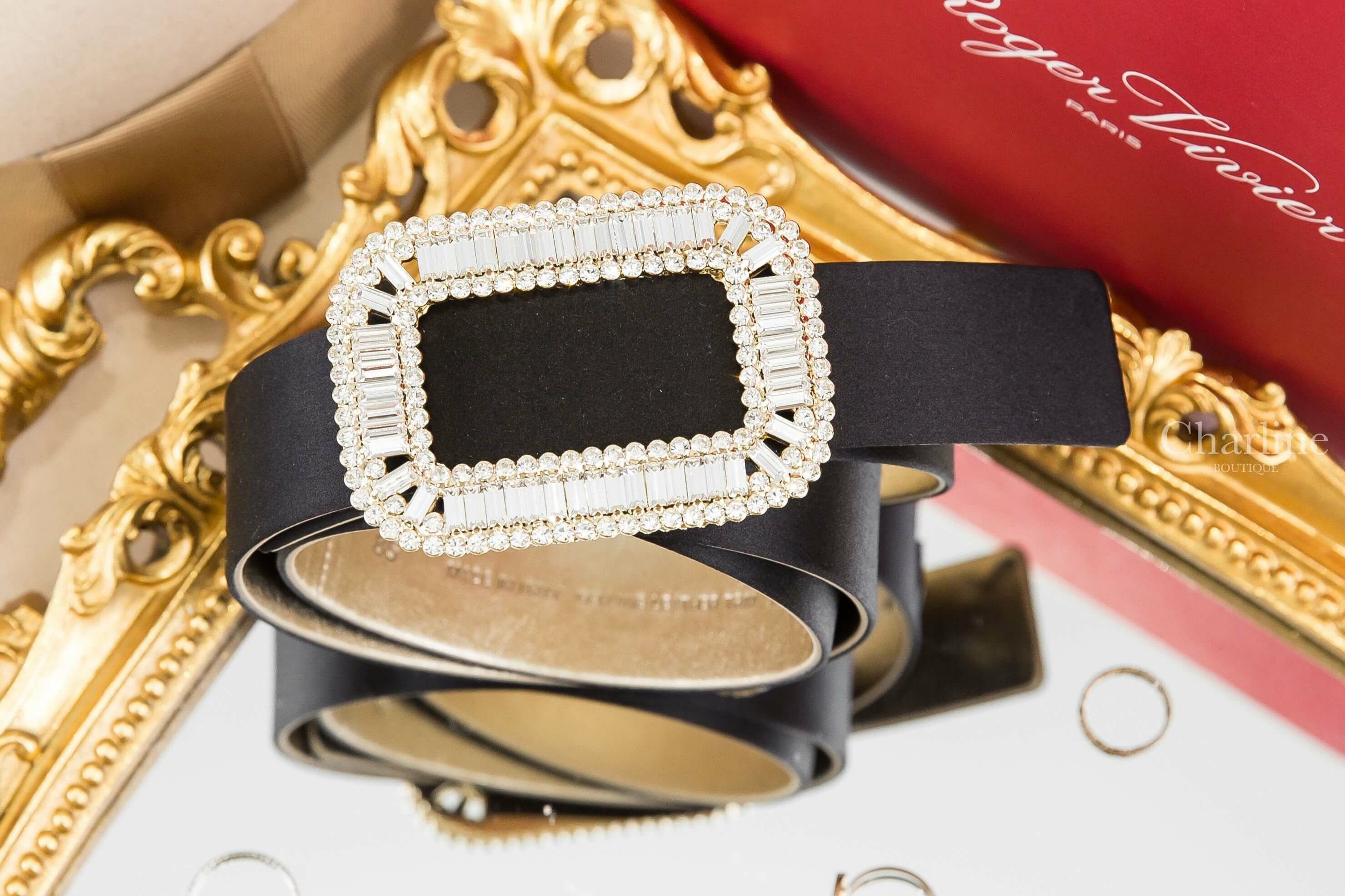 Roger Vivier Pilgrim Buckle Belt in Satin 黑色絲綢金色水晶方釦3cm皮帶-Charline Boutique 精品代購