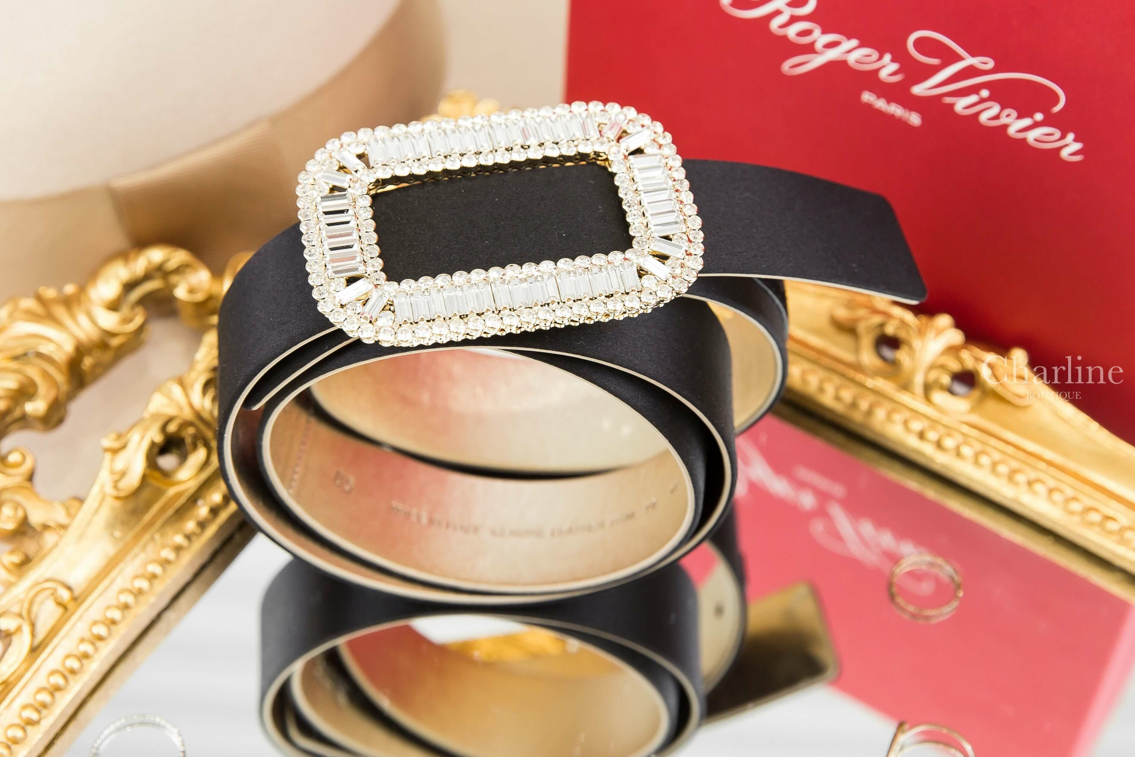 Roger Vivier Pilgrim Buckle Belt in Satin 黑色絲綢金色水晶方釦3cm皮帶-Charline Boutique 精品代購
