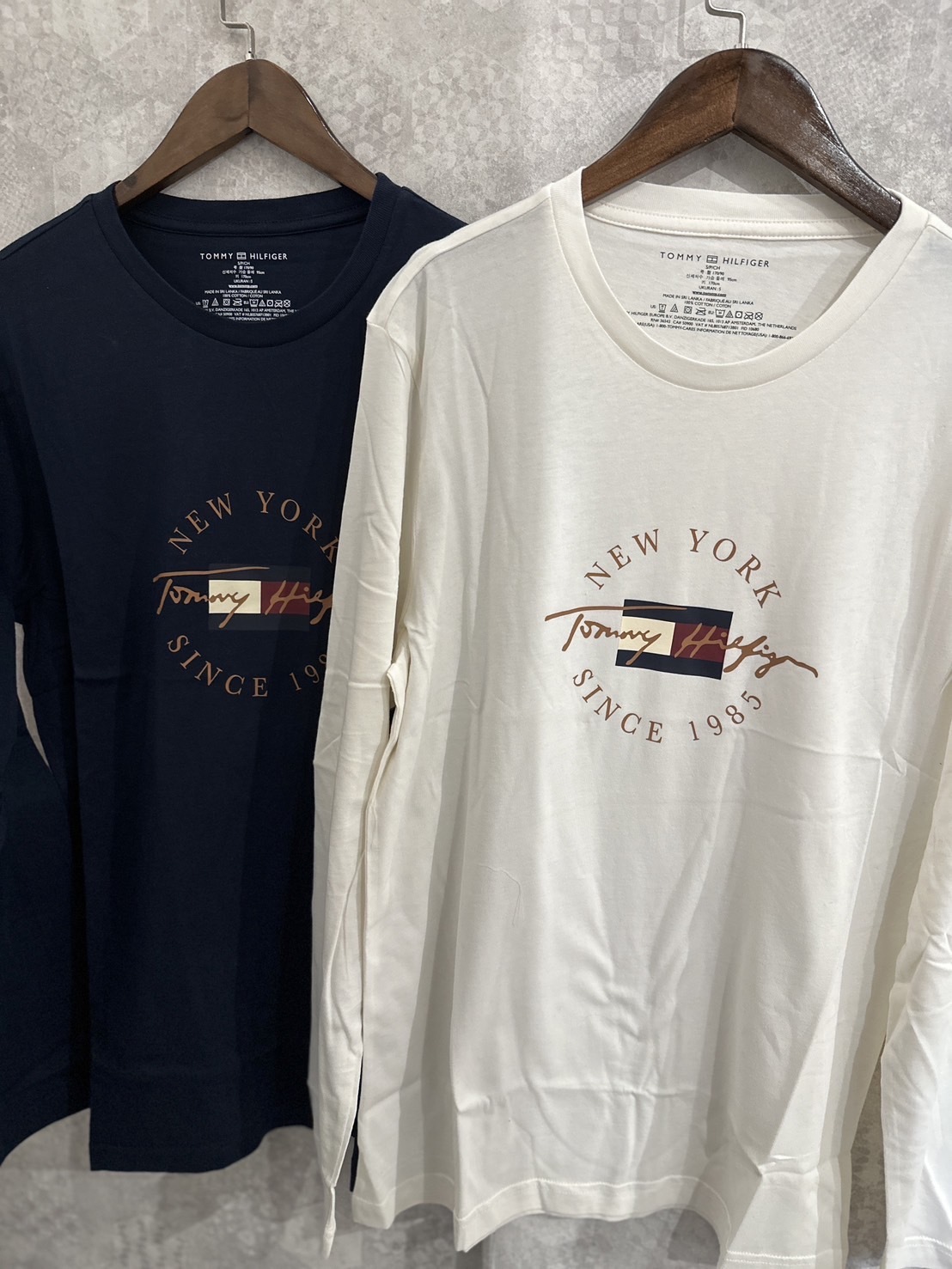 Tommy Hilfiger 草寫字母國旗 薄長T 薄長袖