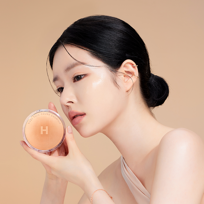 Hanskin Nudi Thin Cover Cushion (with Refill)