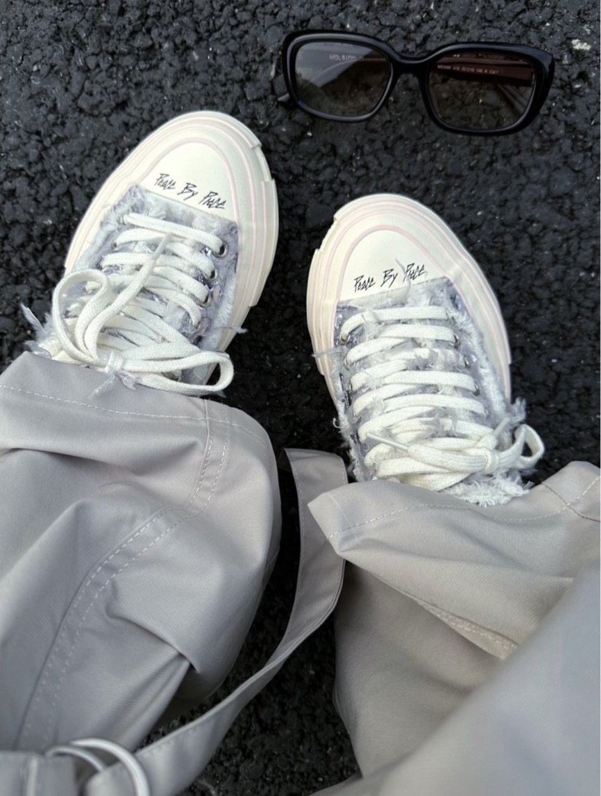 XVESSEL G.O.P Lows Plain Sparkle 天鵝之心 絨毛 羽毛 亮片 解構 帆布鞋 吳建豪 F23X01G