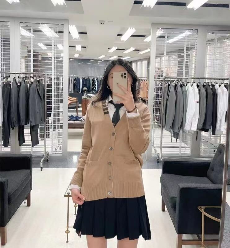 Thom Browne 駝色針織單排扣羊毛開衫 -T