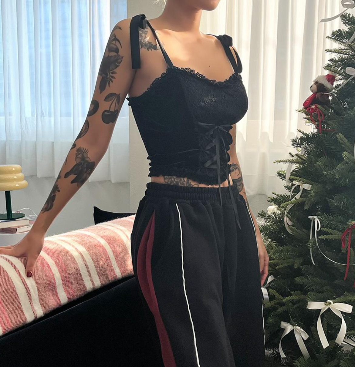 KR TIMELESS LACE SLEEVELESS (3 COLORS)