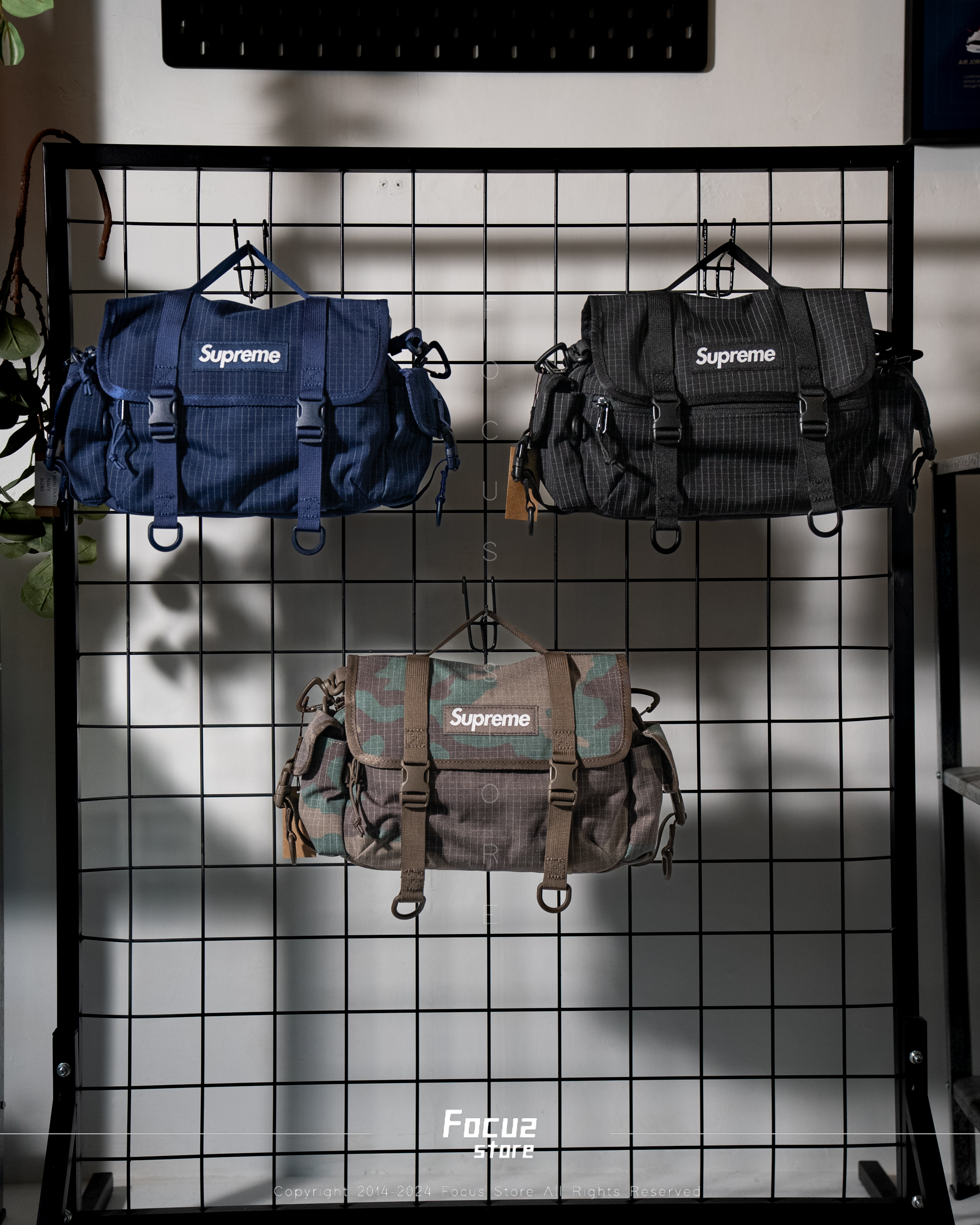 【Focus Store】預購 Supreme SS24 Week 1 Mini Duffle Bag 迷你旅行包 反光 四色