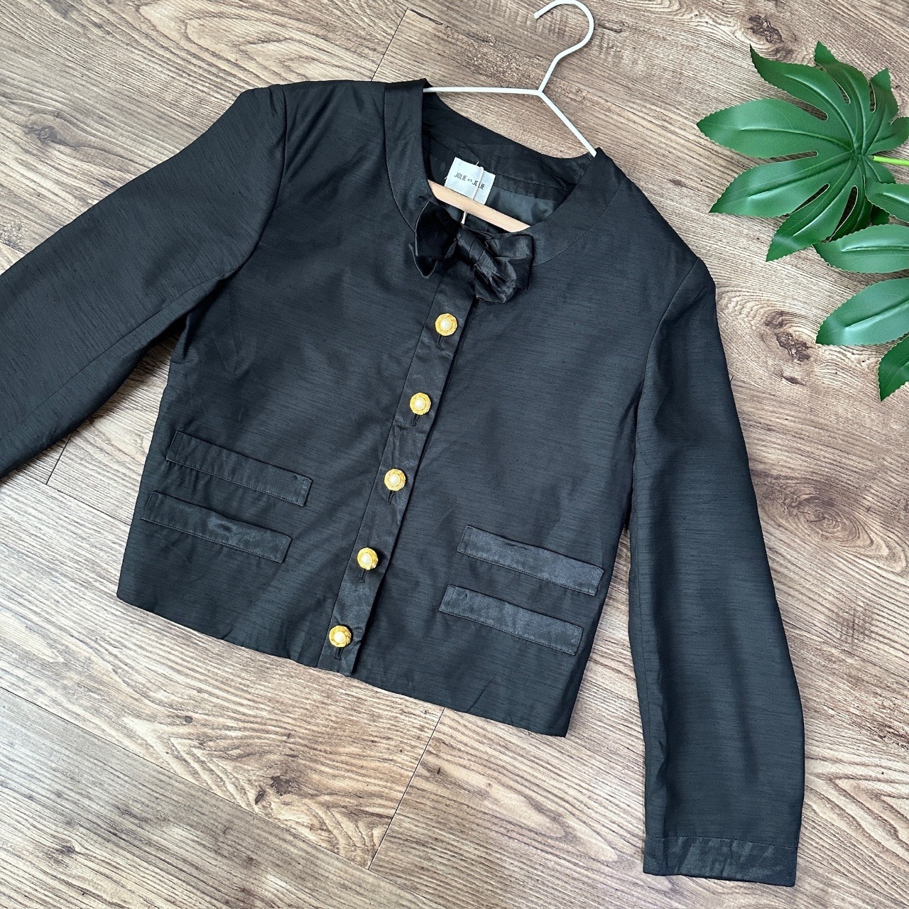 黑色蝴蝶結薄身外套