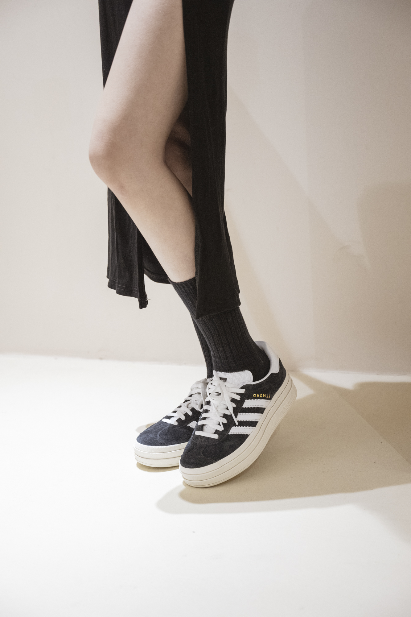 ADIDAS GAZELLE BOLD 巖石黑HQ6912