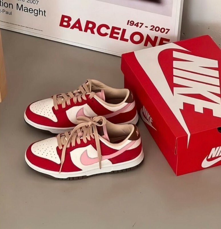 NIKE DUNK LOW 雪絨草莓 Sail and Sport Red FB7910-600