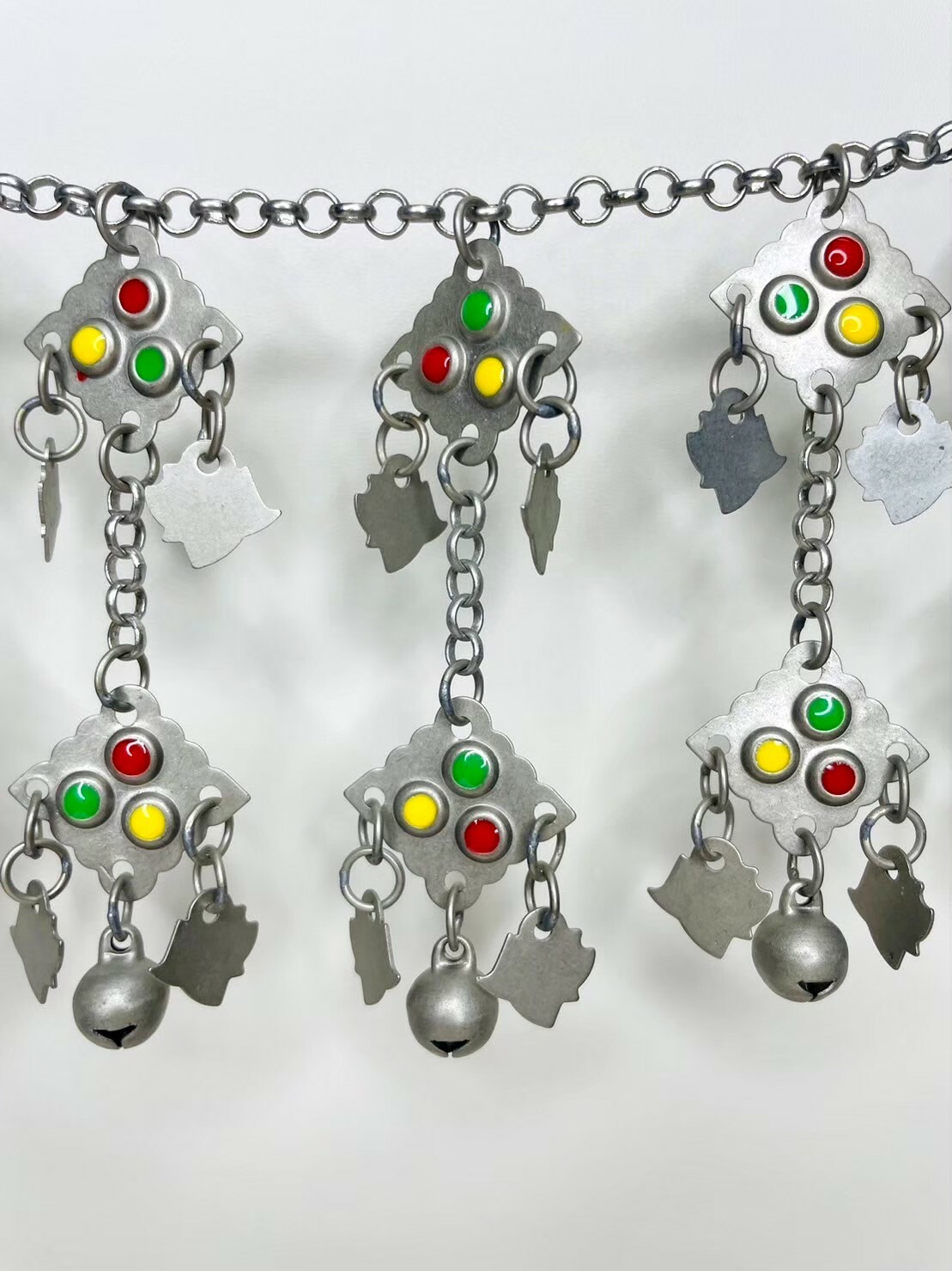 J3-全焊接紅黃綠雙層鈴鐺鏈條125cm