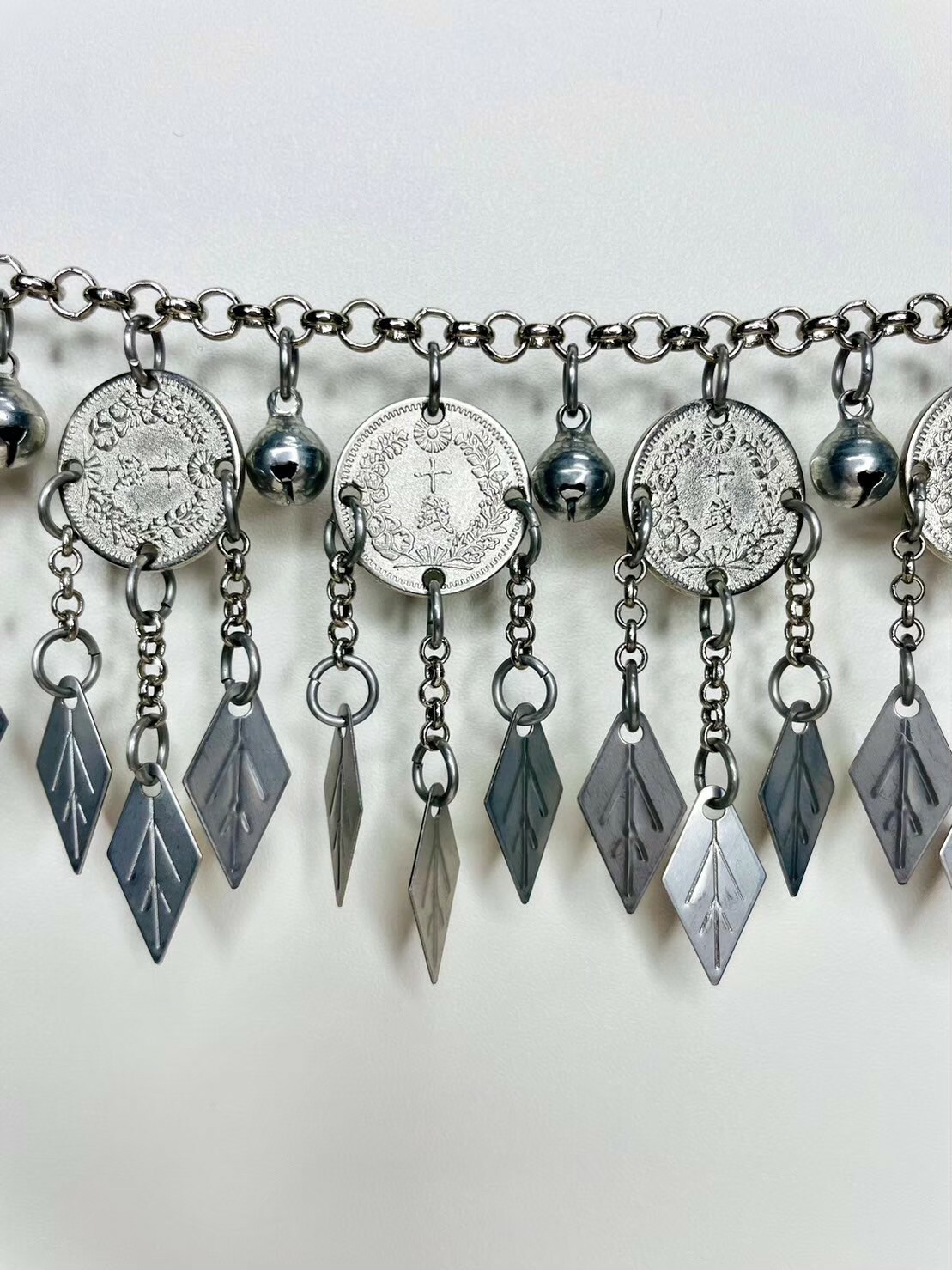 R4-(短)十錢菱形葉片單層鈴鐺鏈條76cm