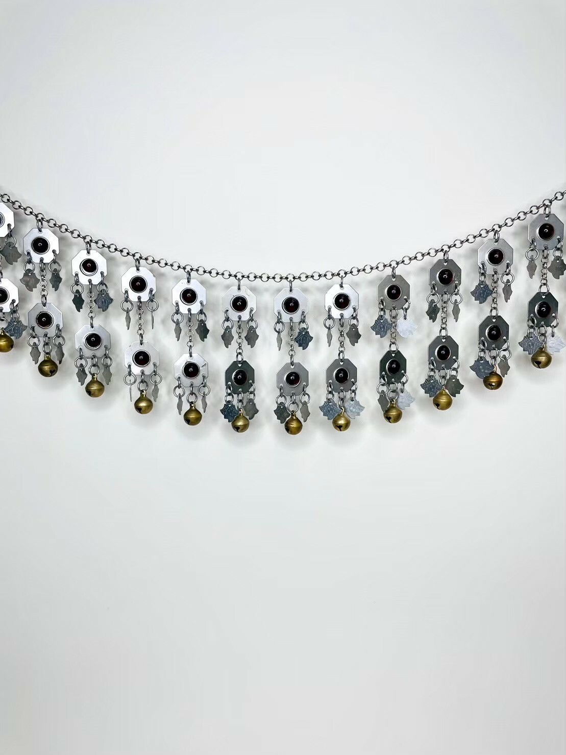 R10-八角紅瑪瑙葉片雙層銅鈴鐺鏈條130cm