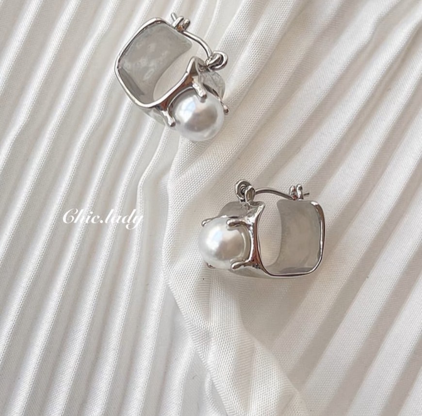 Earrings | 涼快氣泡