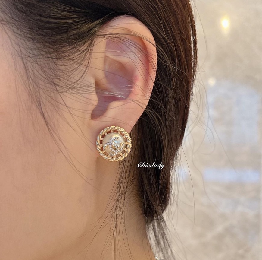 Earrings | 麻花珍珠小香