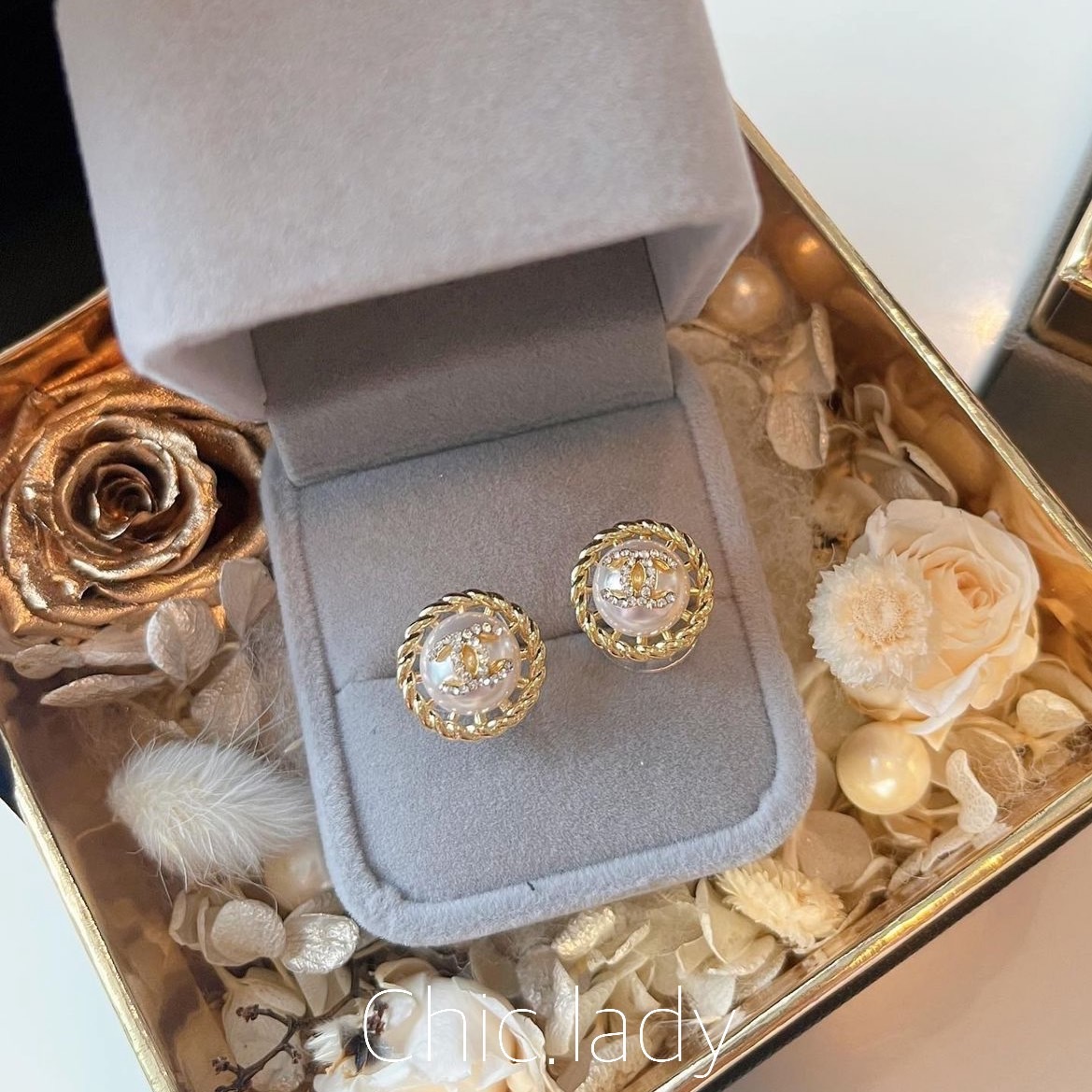 Earrings | 麻花珍珠小香