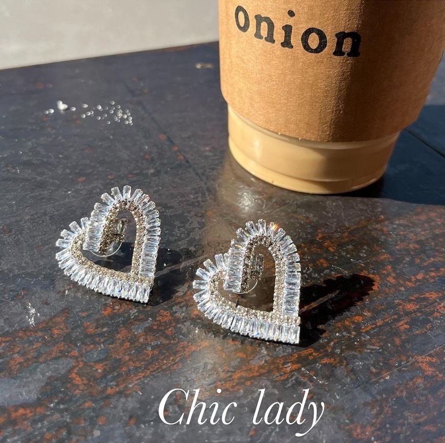 Earrings | 藏不住的愛戀