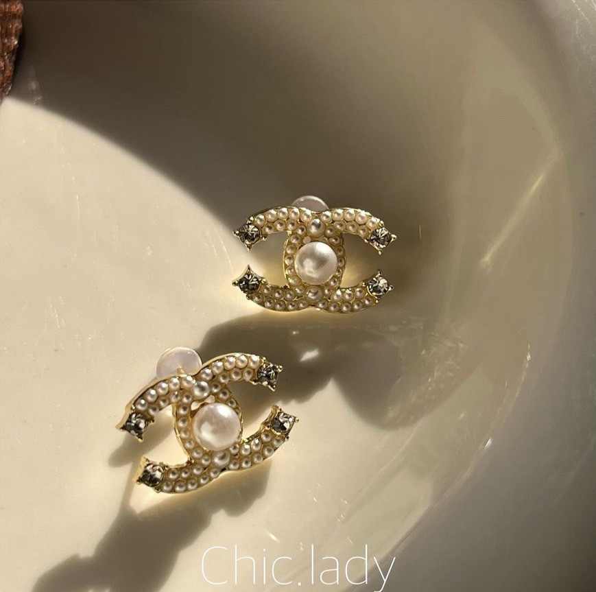 Earrings | 滿滿珍珠小香耳環