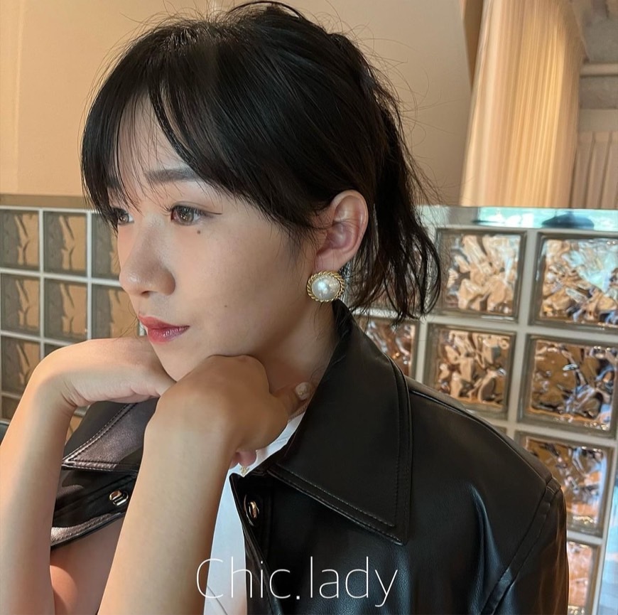 Earrings | 麻花圈大珍珠