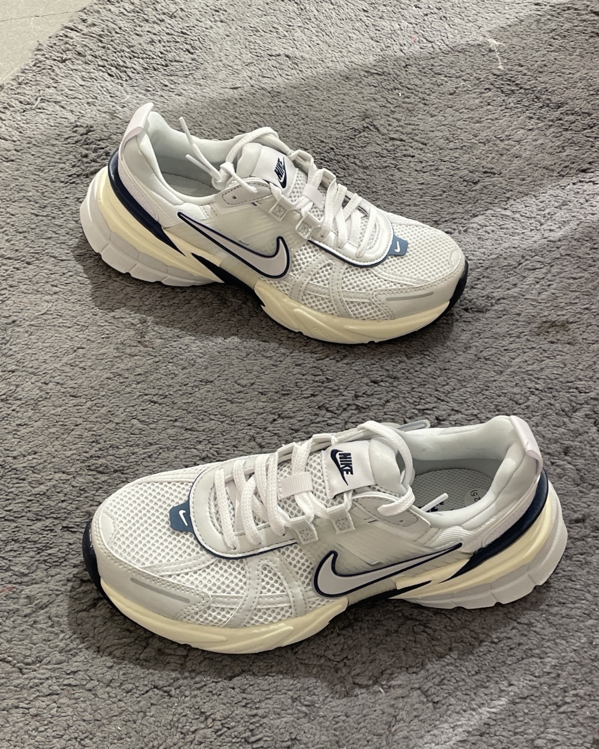 KTQ STORE ‧Nike V2K Runtekk "White Gray" 深藍白灰 FD0736-102