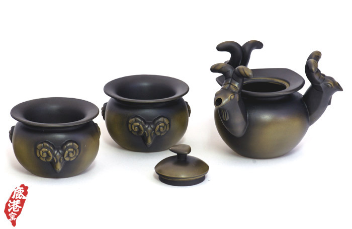 鹿港窯禮品館│意象紫砂茶具組一壺二杯【三羊開泰】禮盒