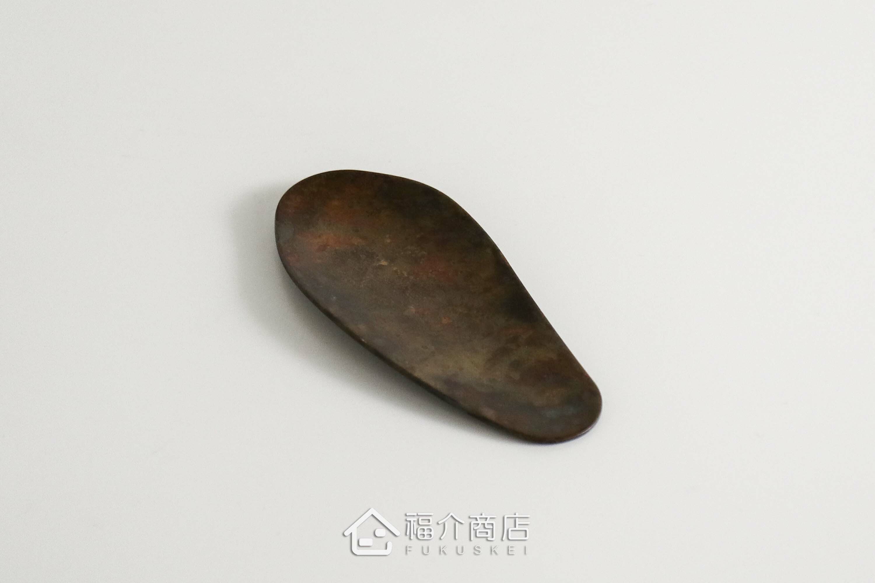 用於把茶罐中的茶葉量取出來的銅製茶則