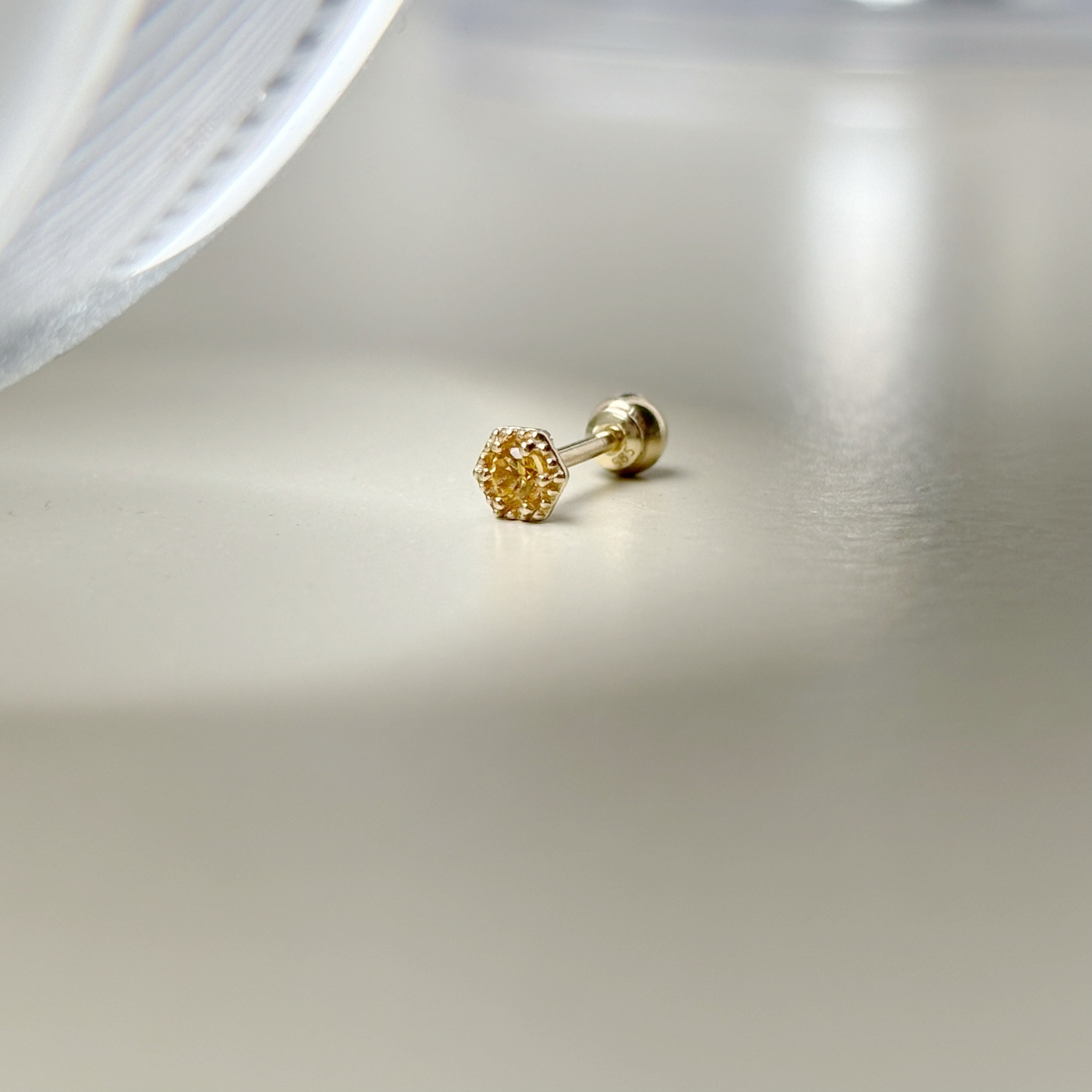 14k復古六角橘色藍寶石轉珠耳環