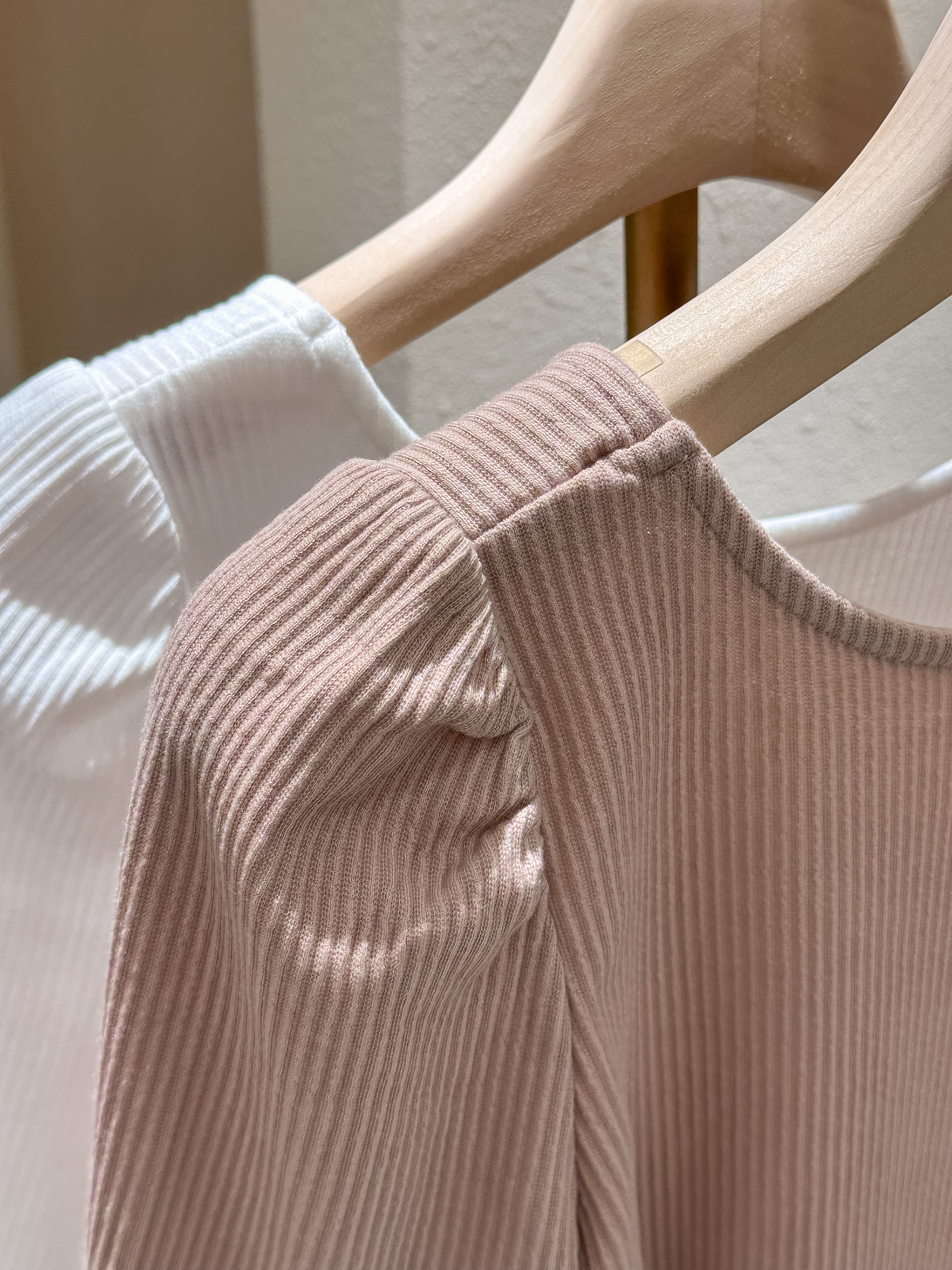 9731 | 前後兩穿～法式方圓領上衣