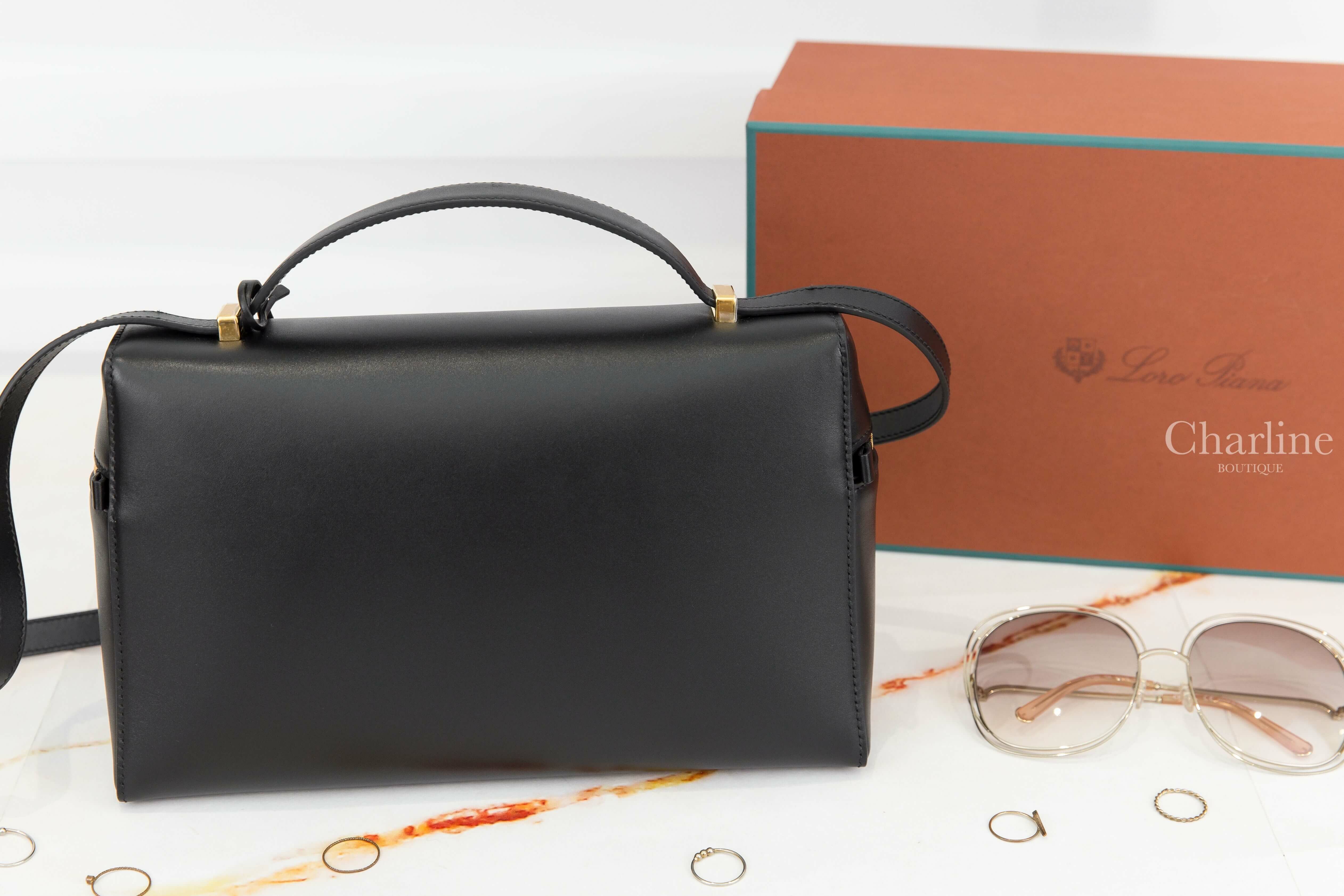 Loro Piana Extra Bag 黑色小牛皮金色鎖頭手提肩背包-Charline Boutique 精品代購