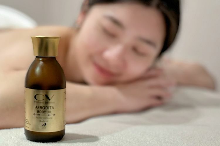 埃及皇后凍齡秘方 珍貴的精油保養