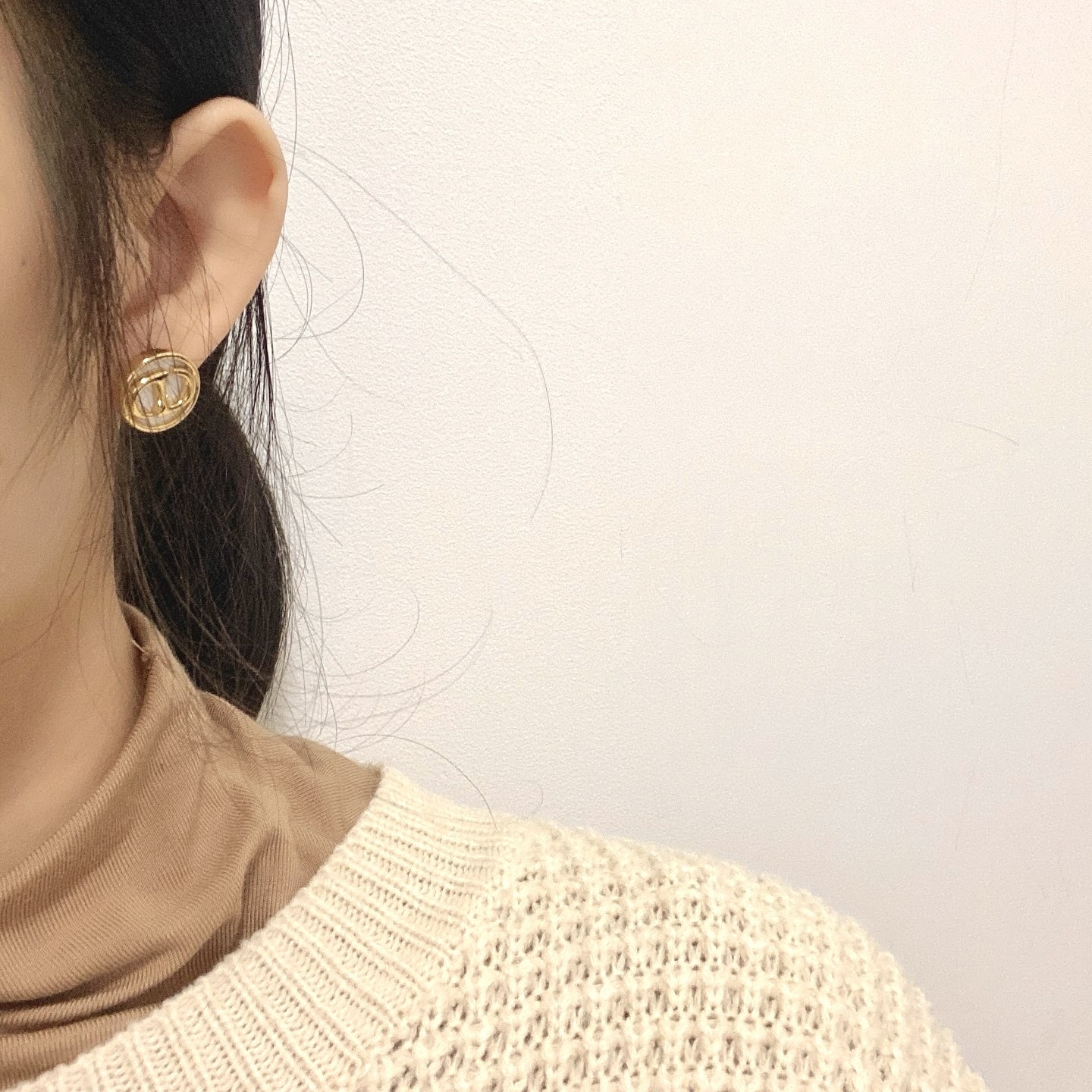 CD白金貝經典圓耳釘