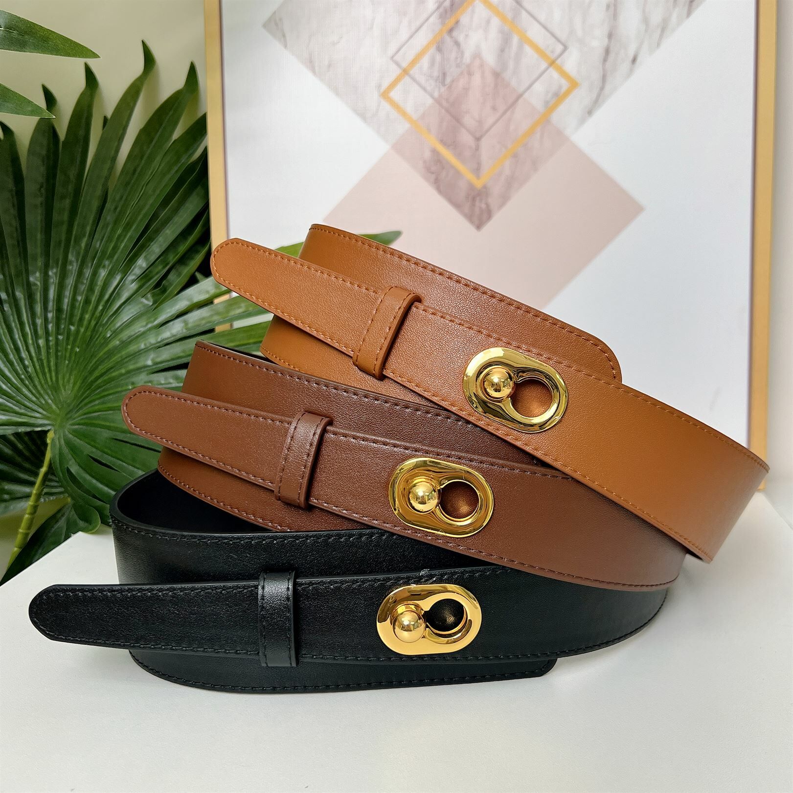 #T02 真皮橡筋彈力金色卡扣腰帶 (長70-80cm 闊66cm)