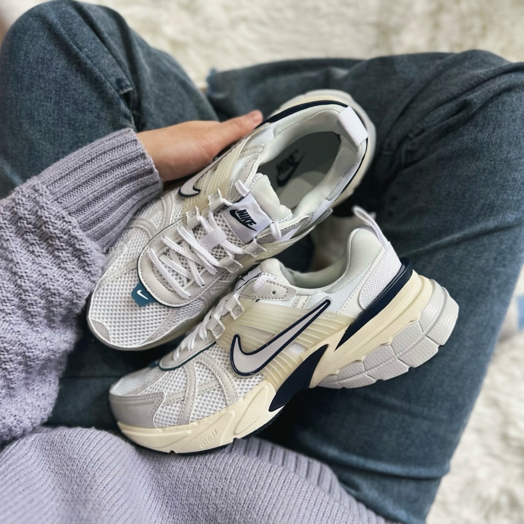 NIKE V2K RUN RUNTEKK 白銀 深藍 奶油底 女鞋 Y2K FD0736-102
