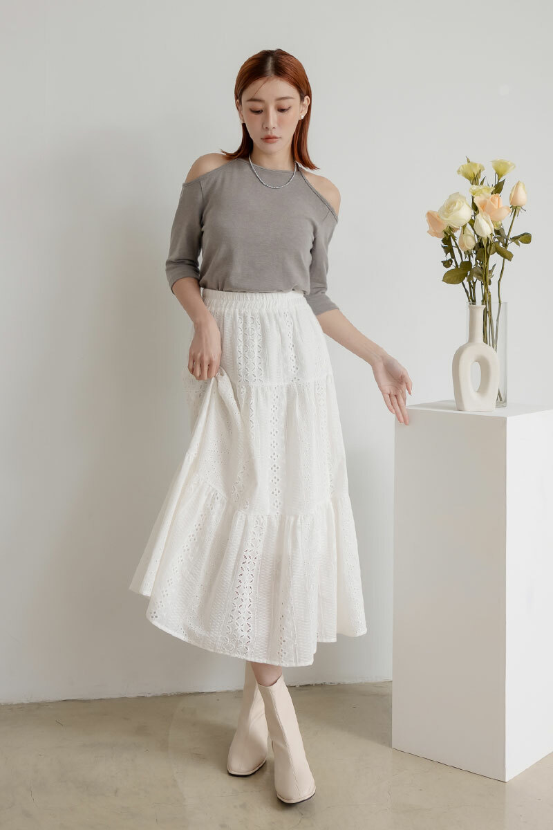 【官網限定】舒適彈性挖肩上衣