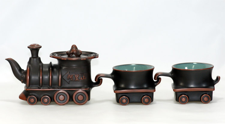 鹿港窯禮品館│紫砂陶-意象茶具組【阿里山小火車】一壺二杯 禮盒