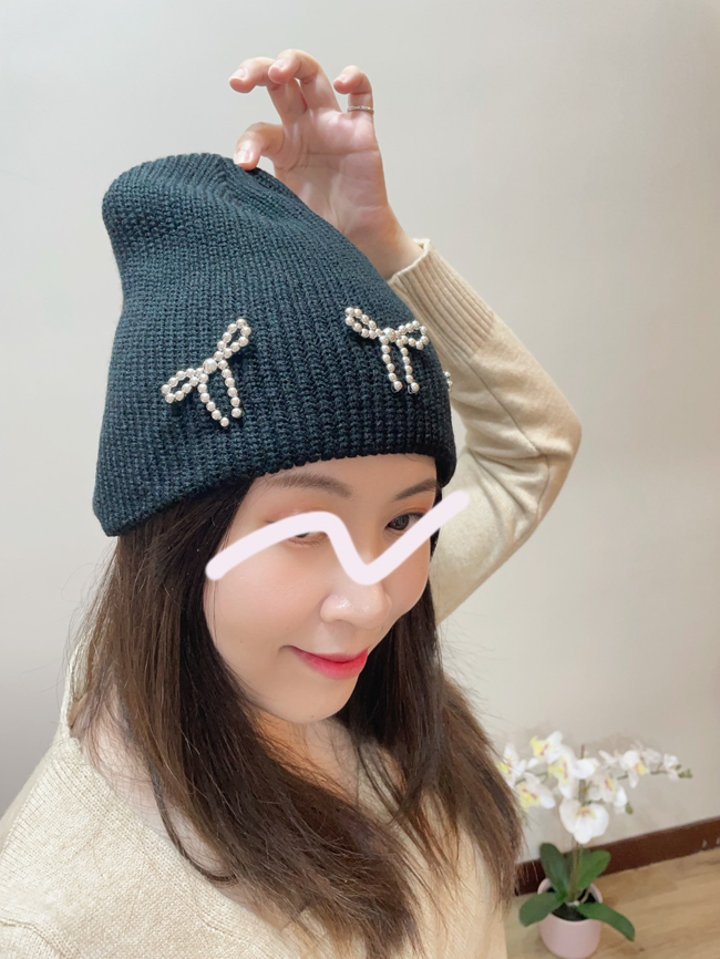 精緻做工珠珠蝴蝶結毛帽-黑
