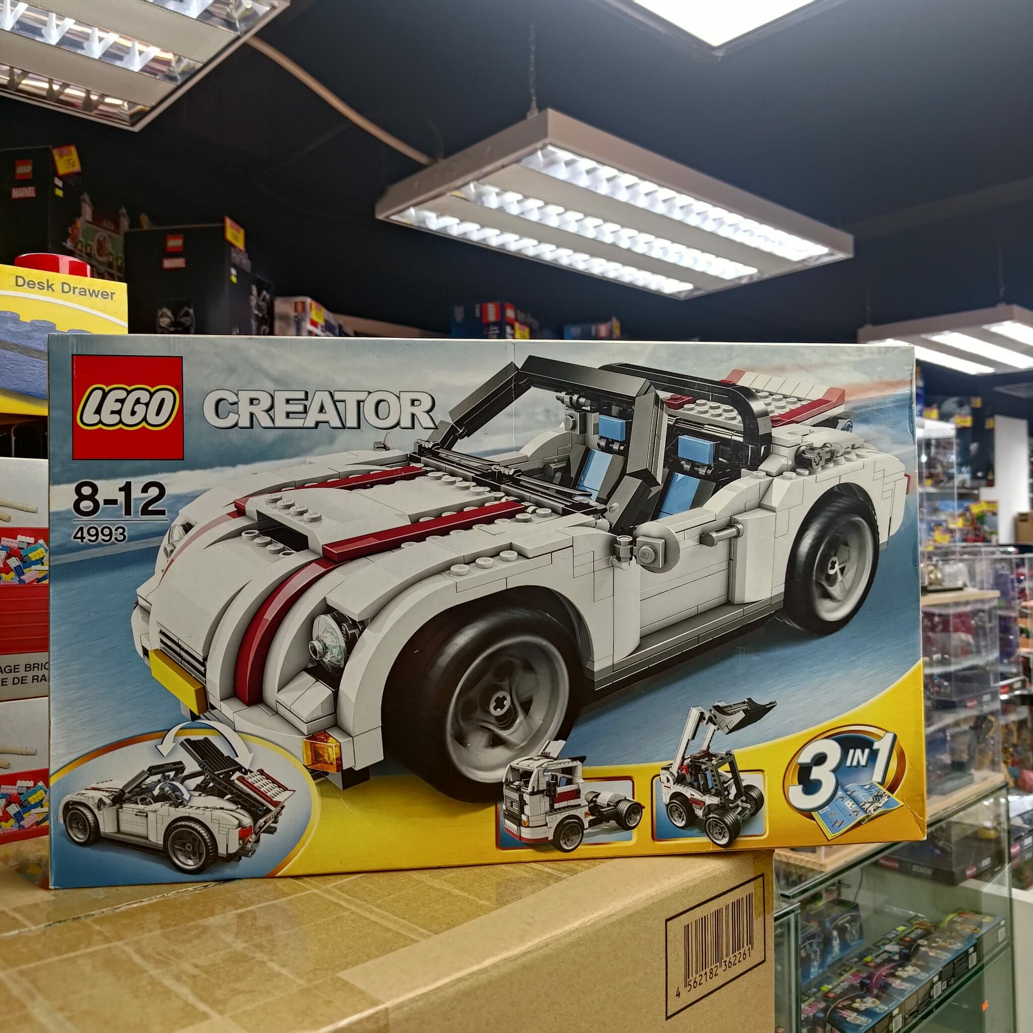 全新 絕版 LEGO 4993 Cool Convertible (Creator 3 in 1) 非完美盒(如圖)