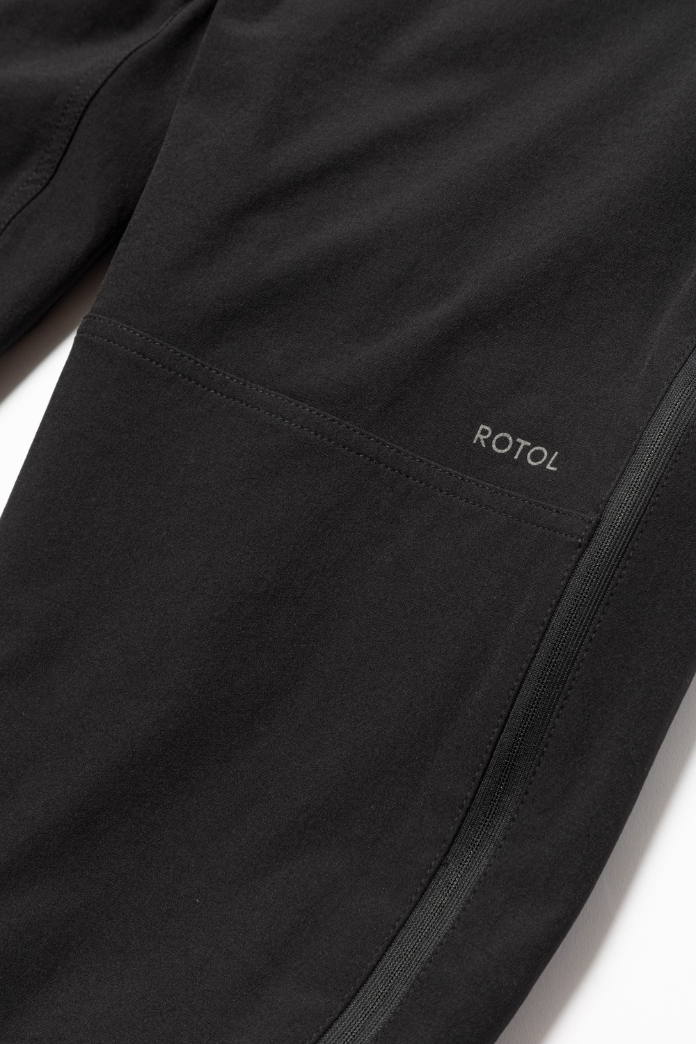 ROTOL - TWIST ZIP TECH TRACK PANTS / BLACK