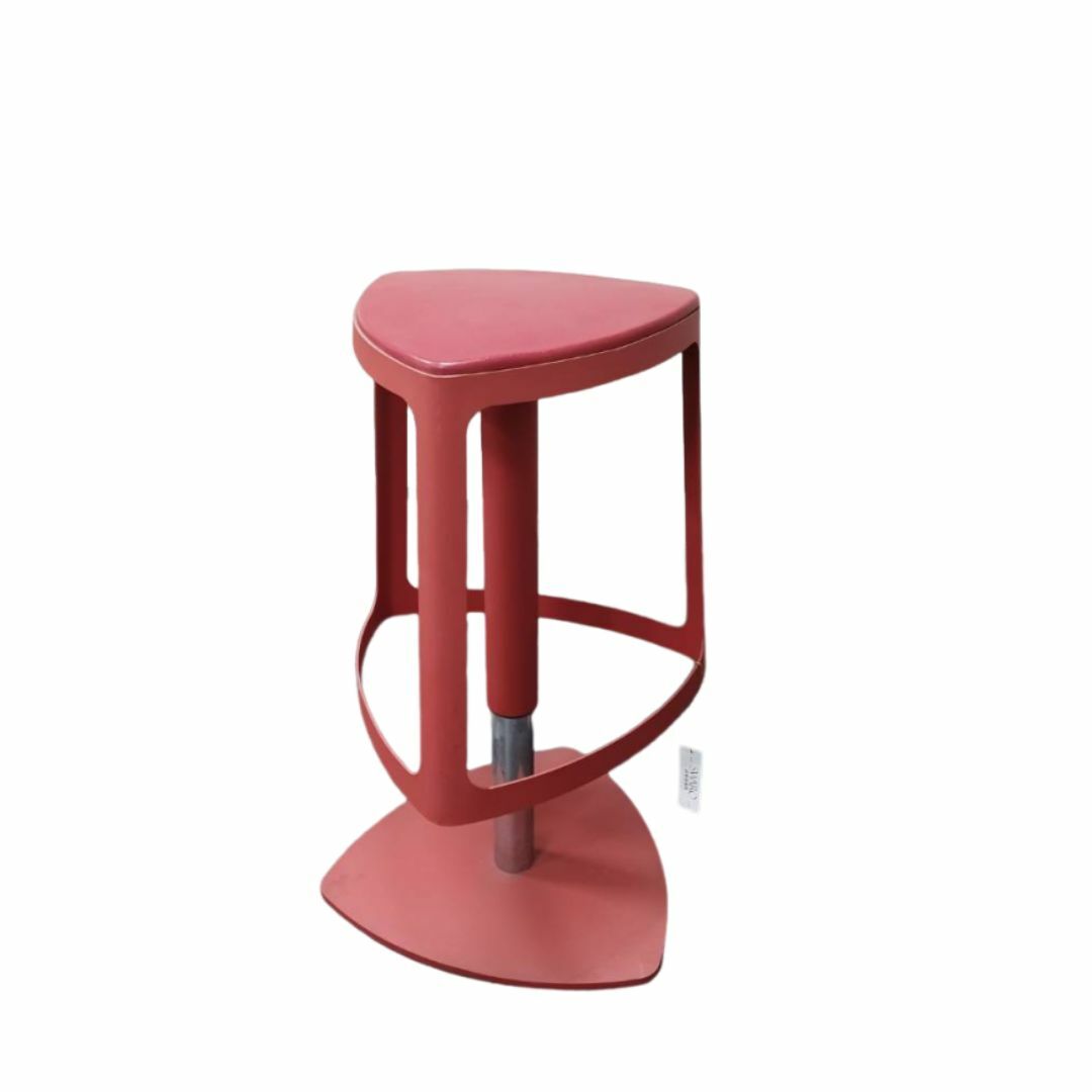 零碼特賣︱三角造型旋轉吧檯椅