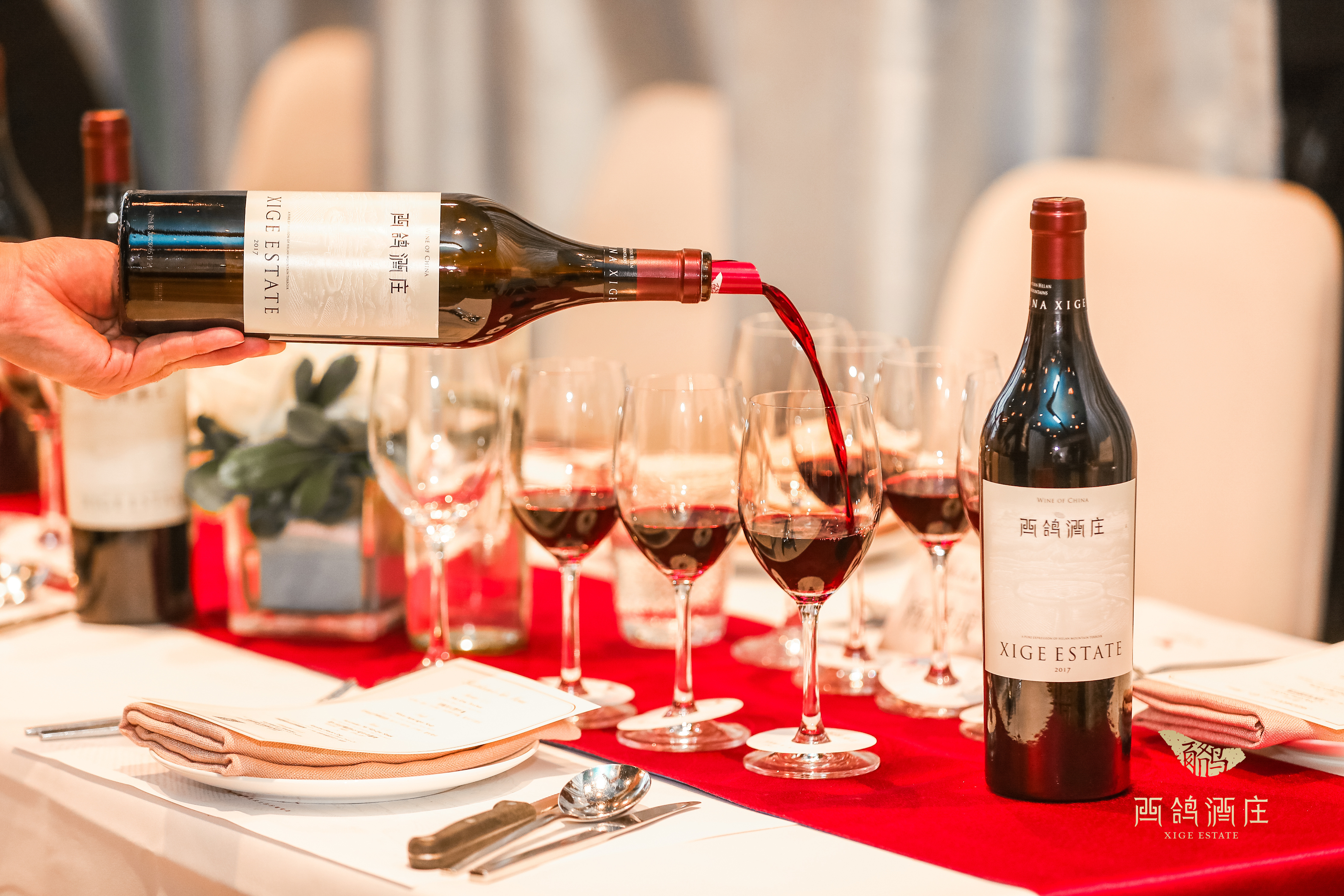 #西鴿酒莊 #火火Netshop #火火國際 #玉鴿 #紅酒 #餐酒 #xigeestate #wineofchina #滕上滕 #X糸列 #蛇龍珠 #赤霞珠 #白酒 #N609 #N50 #N28 #霞多麗 #馬瑟蘭 #馬爾貝克 #桃紅 #龍年 #