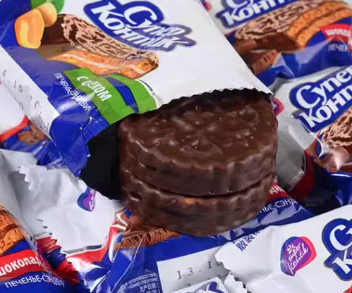 俄羅斯三明治餅乾-榛子味+朱古力味 (1000g) 共20包