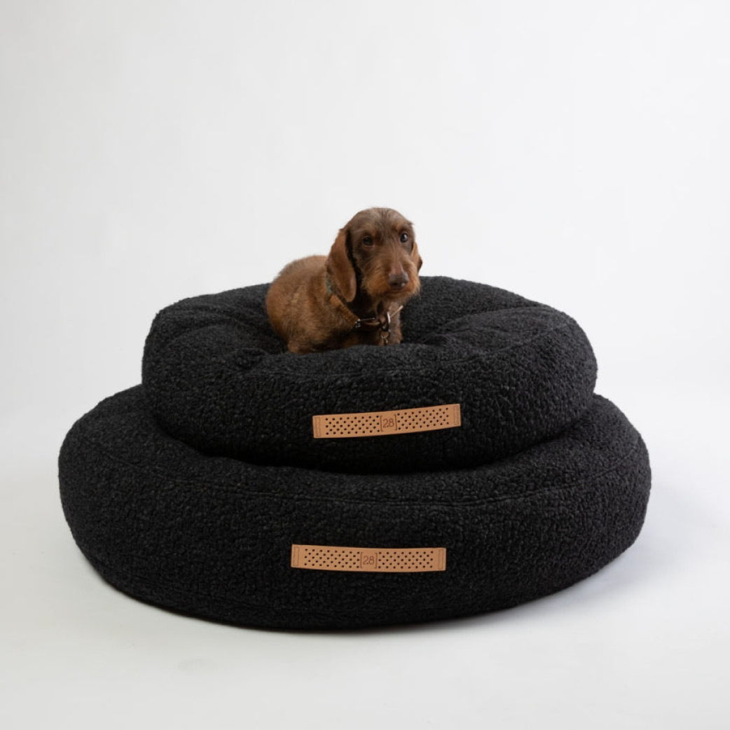 2.8 Design for Dogs - Fulvio 圈圈紗羊毛寵物床 - 黑
