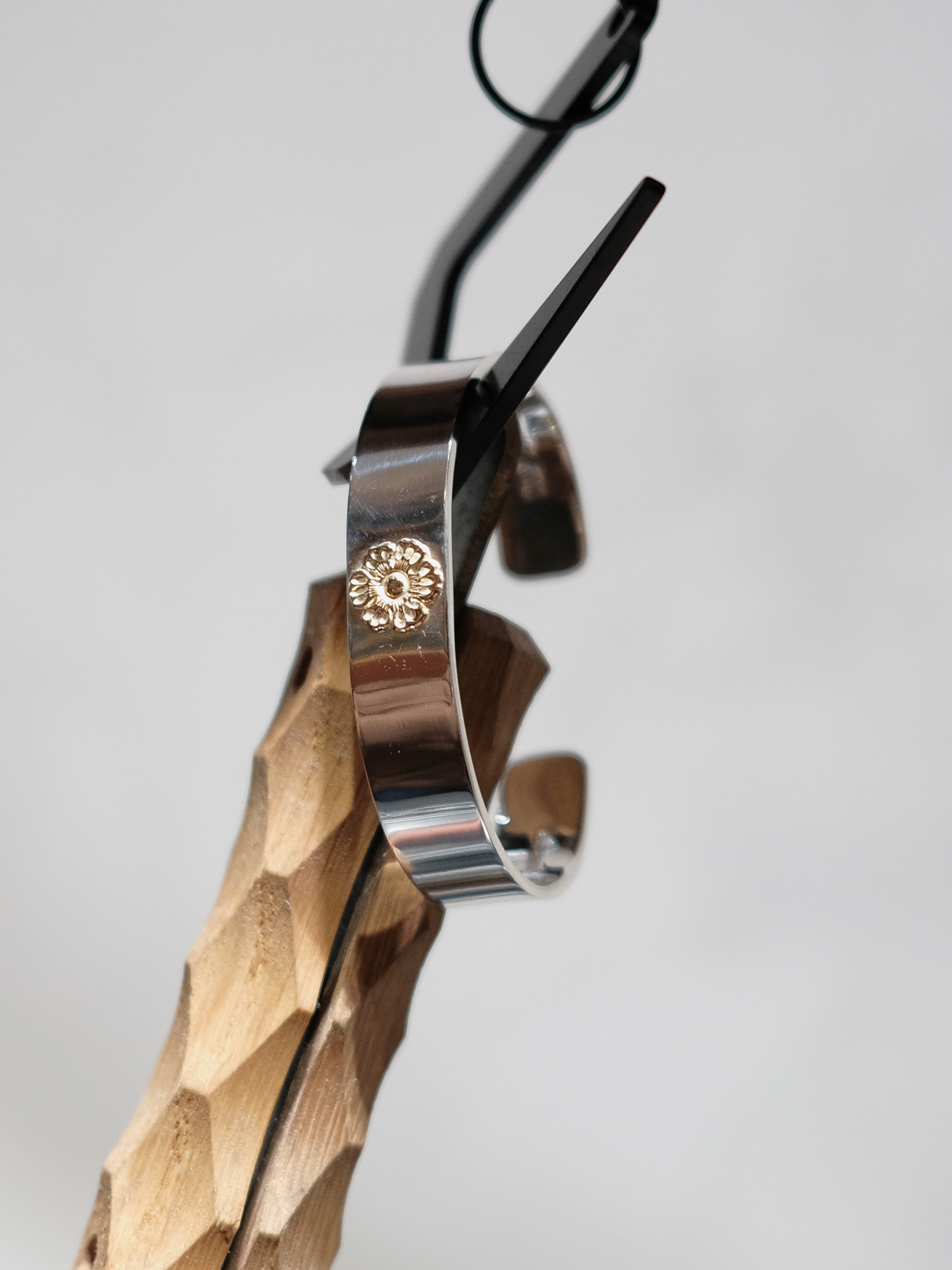 Dear Blossom 點金玫瑰 平打手鐲 B-020