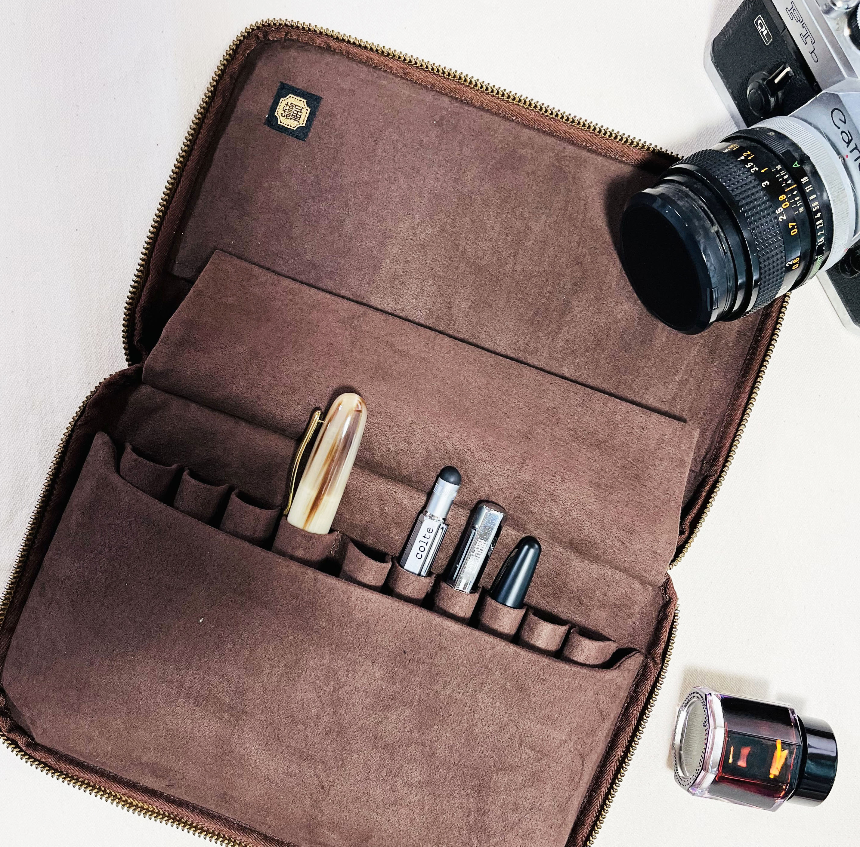 Kyokuhaku Zippered 10_Pen Case_Denim