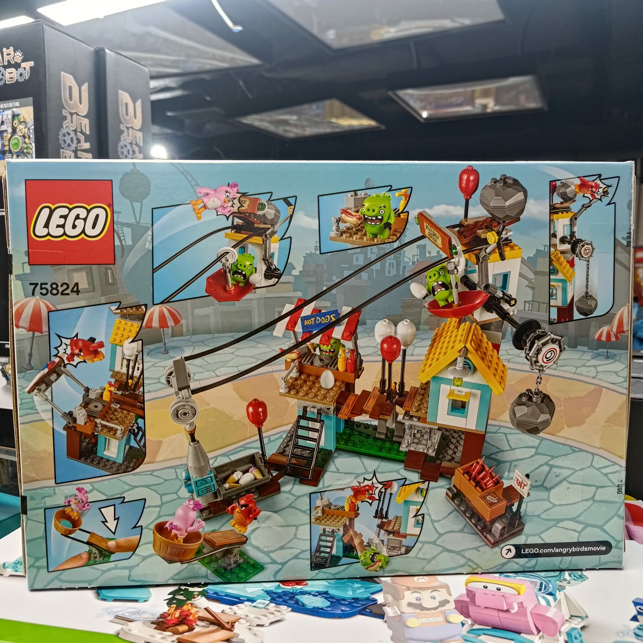 全新 絕版 LEGO 75824 Pig City Teardown (The Angry Birds Movie)